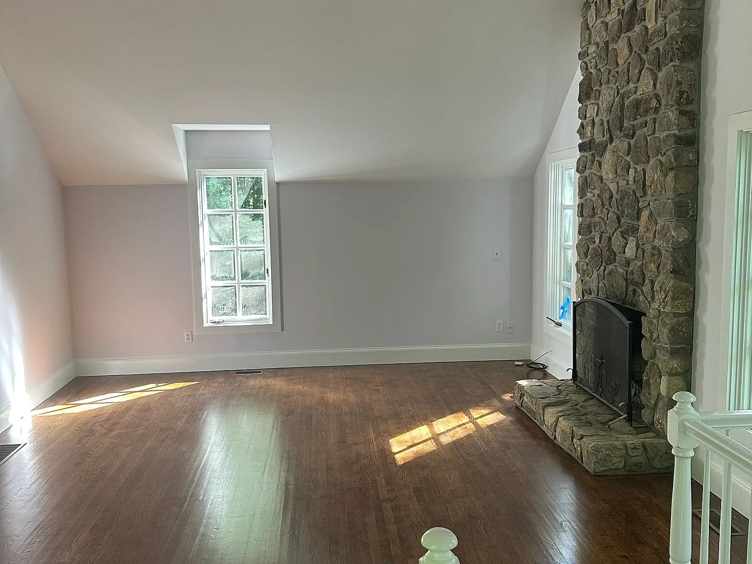 2 bed, 988 sqft, $3,400 — Photo 2