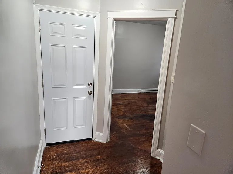 301 Folcroft St #2 — Photo 6