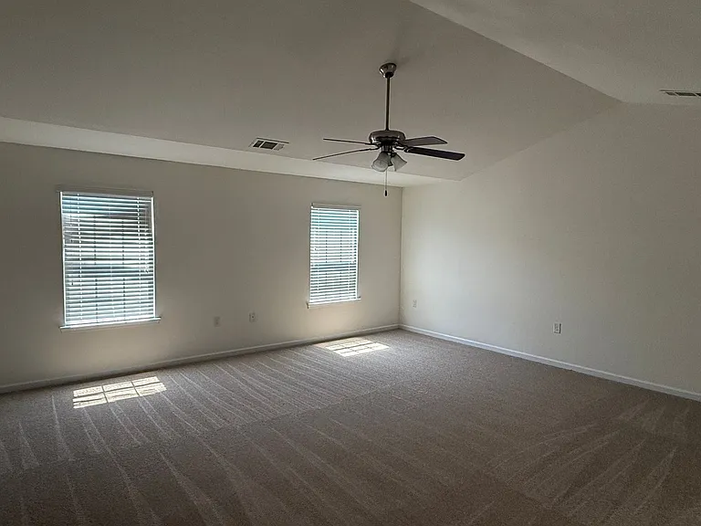 1933 Stoney Point Cir — Photo 10