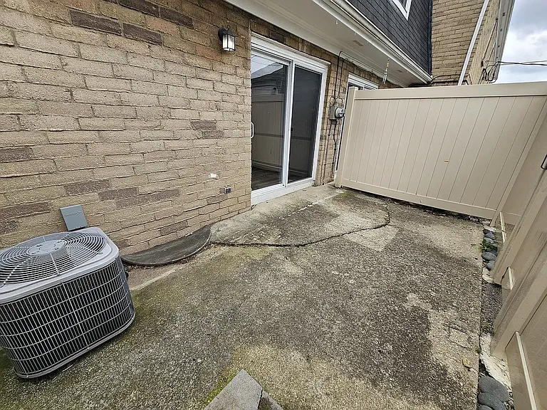 5060 Godown Rd #A — Photo 22