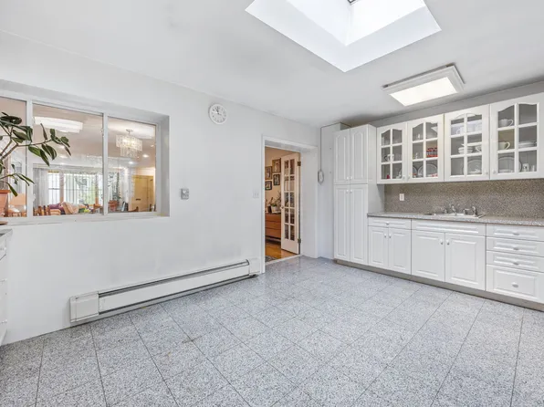 147-59 71st Avenue image 6 of 18