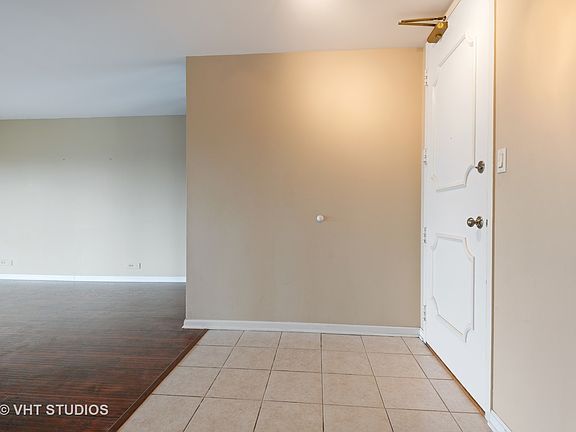 2nd image of 7141 N Kedzie Ave APT 412