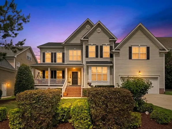 205 Bluffton Dr, Morrisville, NC 27560