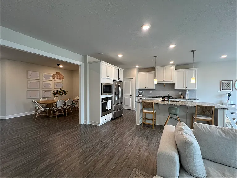 4303 Spruce Rd — Photo 11