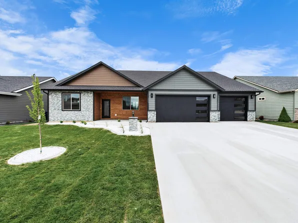 1007 N High Desert Dr, Deer Park, WA 99006