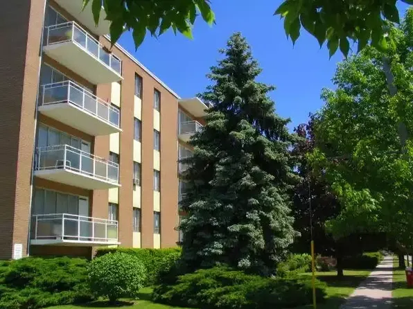 3089 Jaguar Valley Dr, Mississauga, ON