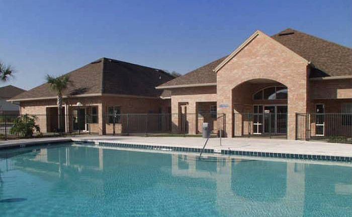 2nd image of 1101 Cobblestone Cir