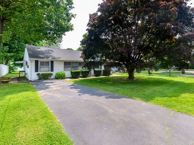 39 Hearthstone Court, Stamford, CT, 06902