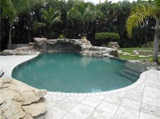 6511 Holatee Trl, Southwest Ranches, FL 33330