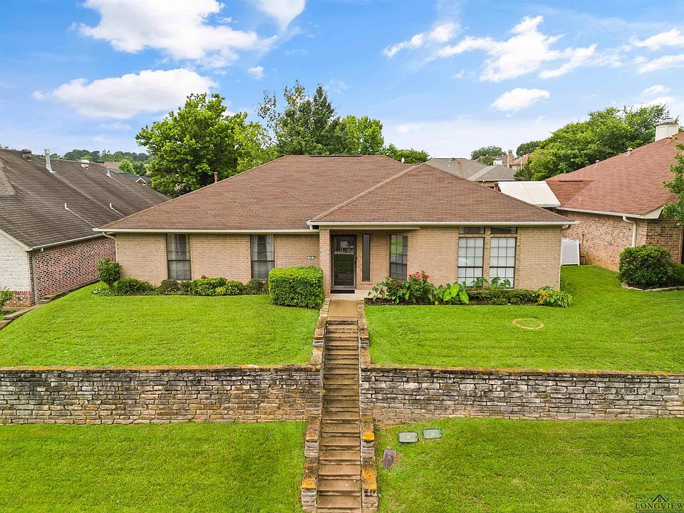 1st image of 46 Pebble Creek Dr S