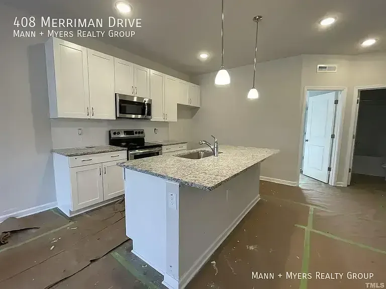 408 Merriman Dr — Photo 4