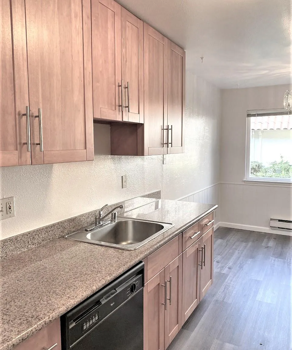 Noriega Ave, Sunnyvale — Photo 1