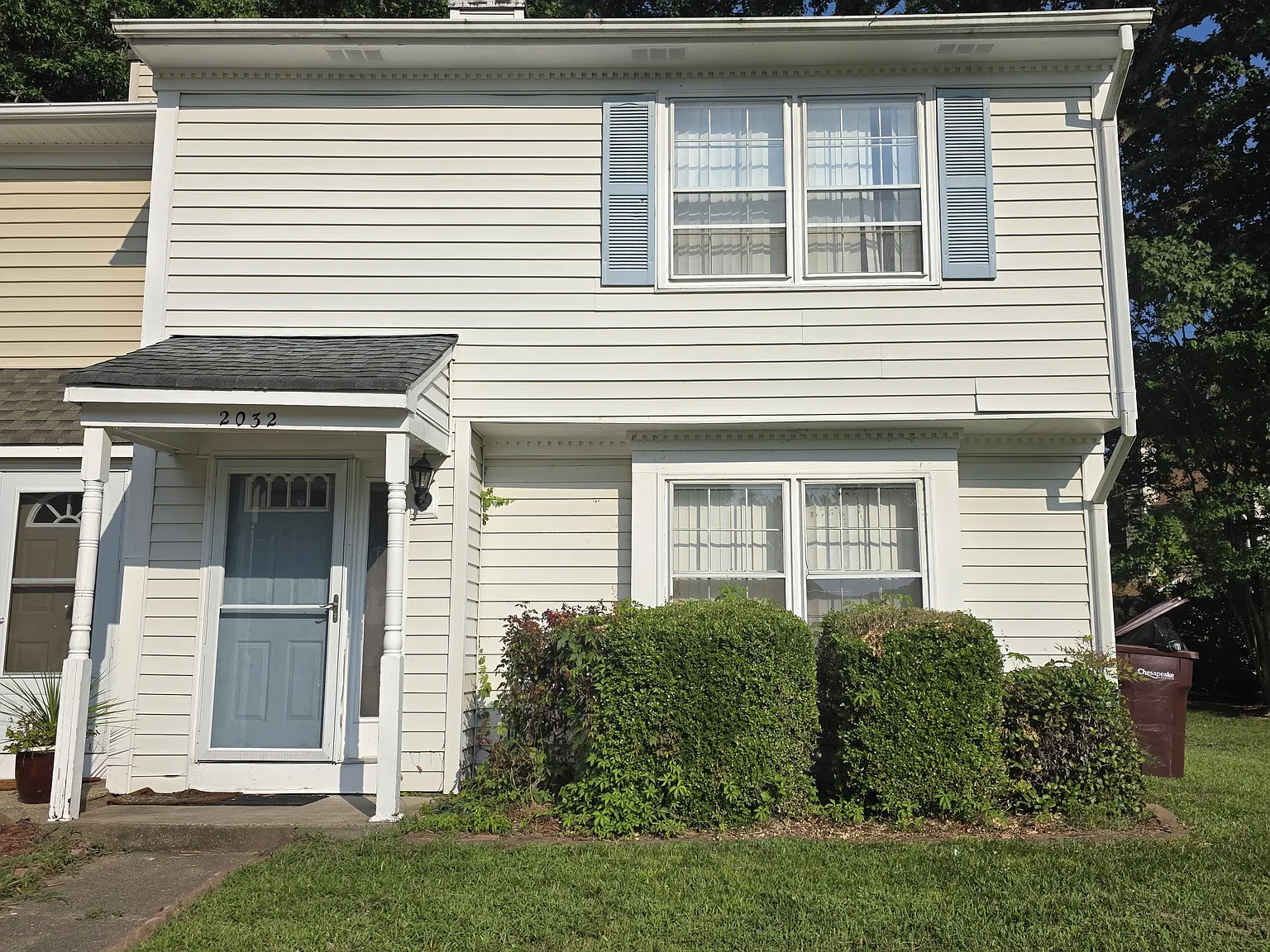 3 bed, 1156 sqft, $2,100 — Photo 1
