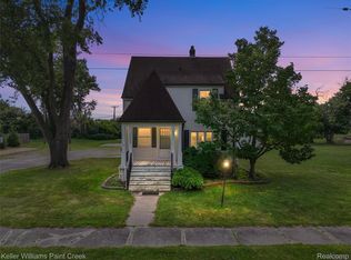 23880 Shook Rd, Clinton Township, MI 48035