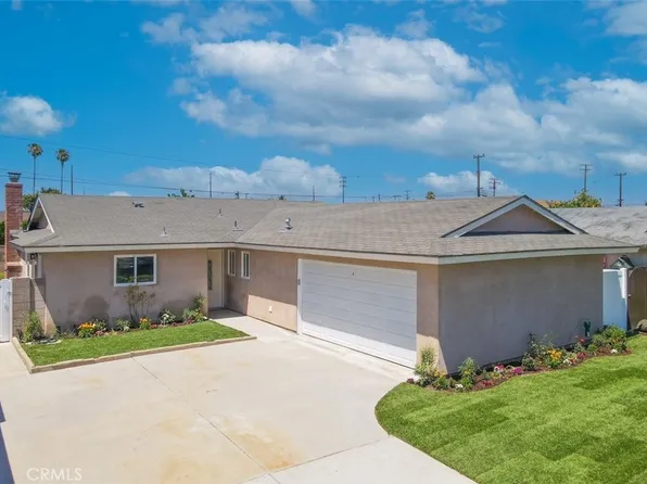 1823 E 215th St, Carson, CA 90745