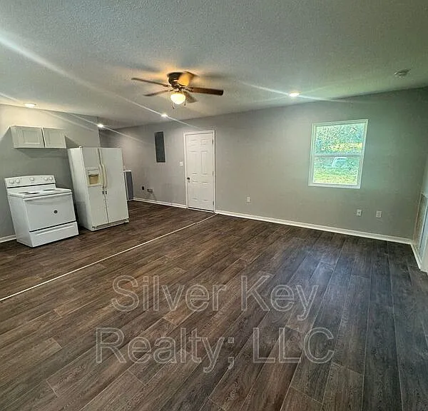 525 Scott St #1 — Photo 5