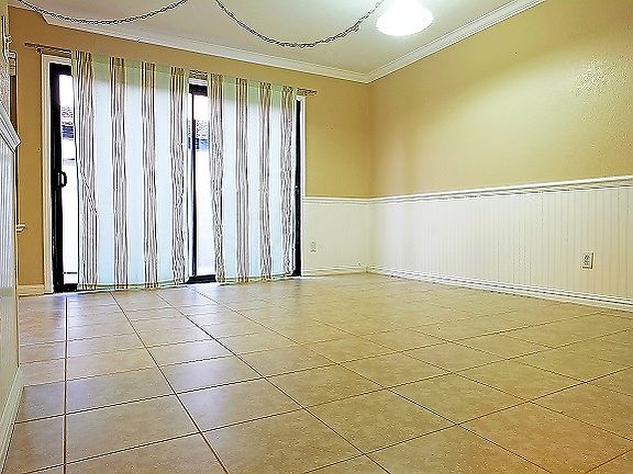 5th image of 321 Bridge Pl