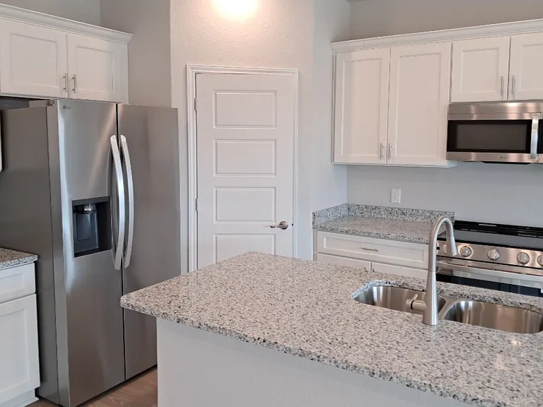 7134 Magnolia Crk #101 — Photo 41