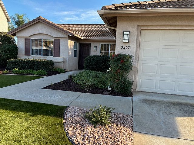 1st image of 2497 Glen Meadow Ln