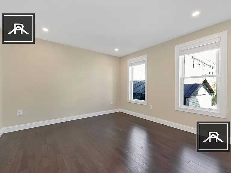43 Wright Ave #1 — Photo 3