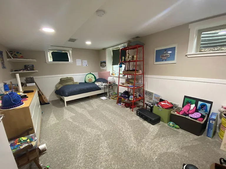 2861 Loma Pl — Photo 12