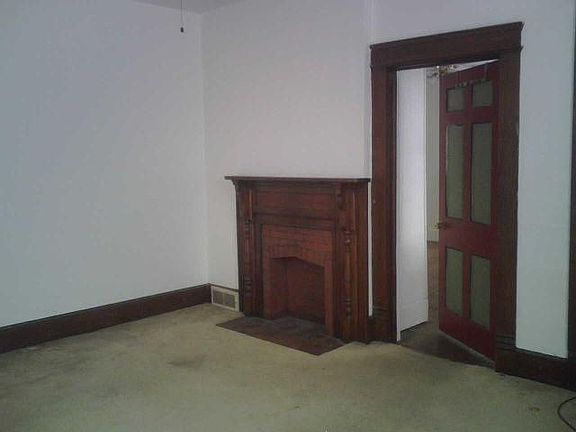 4th image of 1439 Beatty Ave