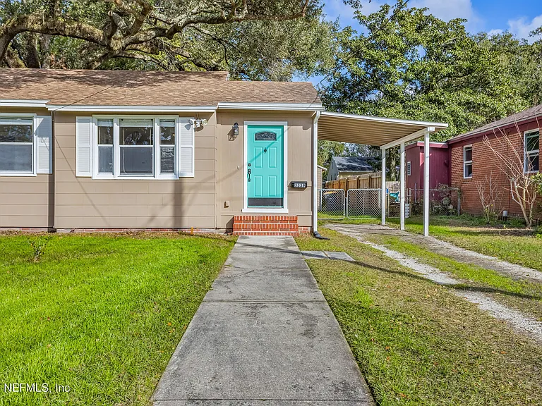 3339 Sylvia St — Photo 4