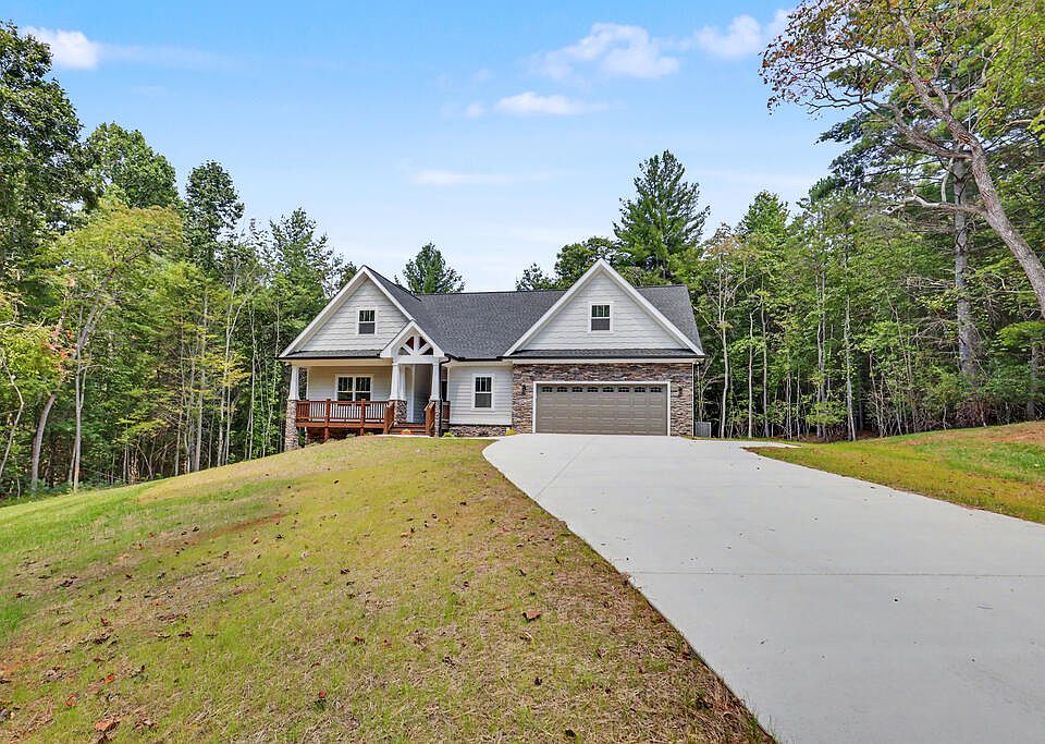 1st image of 443 Hawks Nest Rd
