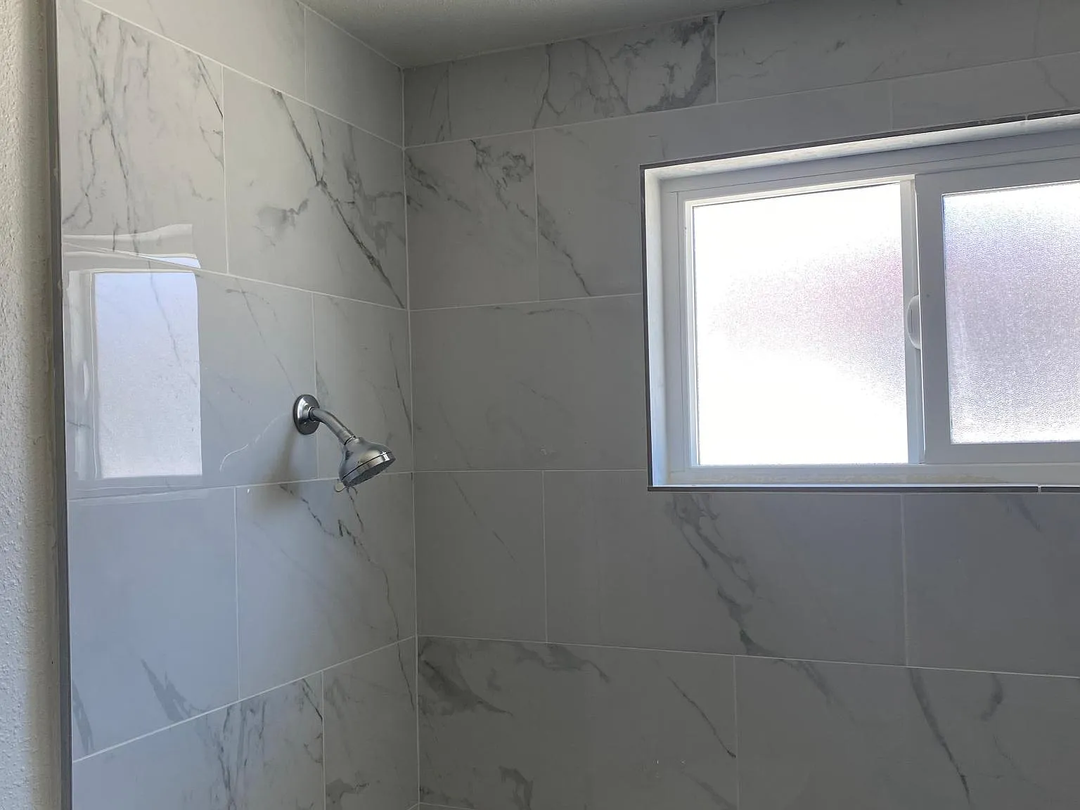 1 bed, 640 sqft, $1,900 — Photo 4