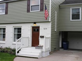1674 Hall St SE, Grand Rapids, MI