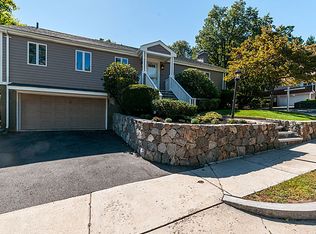 14 Surrey Hill Ln, Jamaica Plain, MA 02130