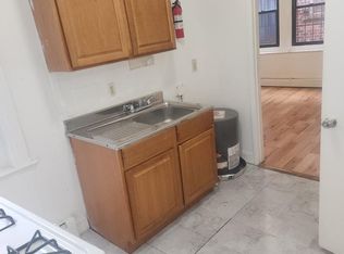 1061 Bergen St APT 4, Newark, NJ 07112