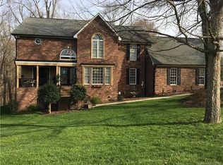 805 Waverly Ct NE, Concord, NC 28025