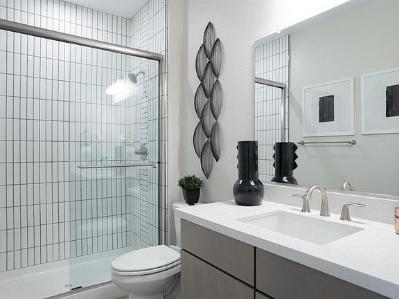 5th image of 1093 Fiano Place