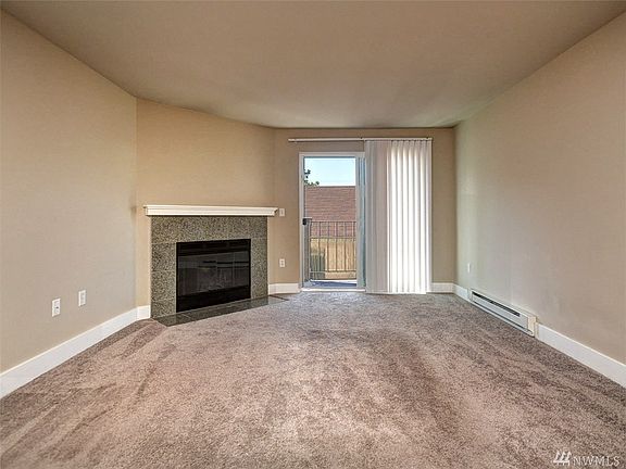 2nd image of 4831 Fauntleroy Way SW APT 205