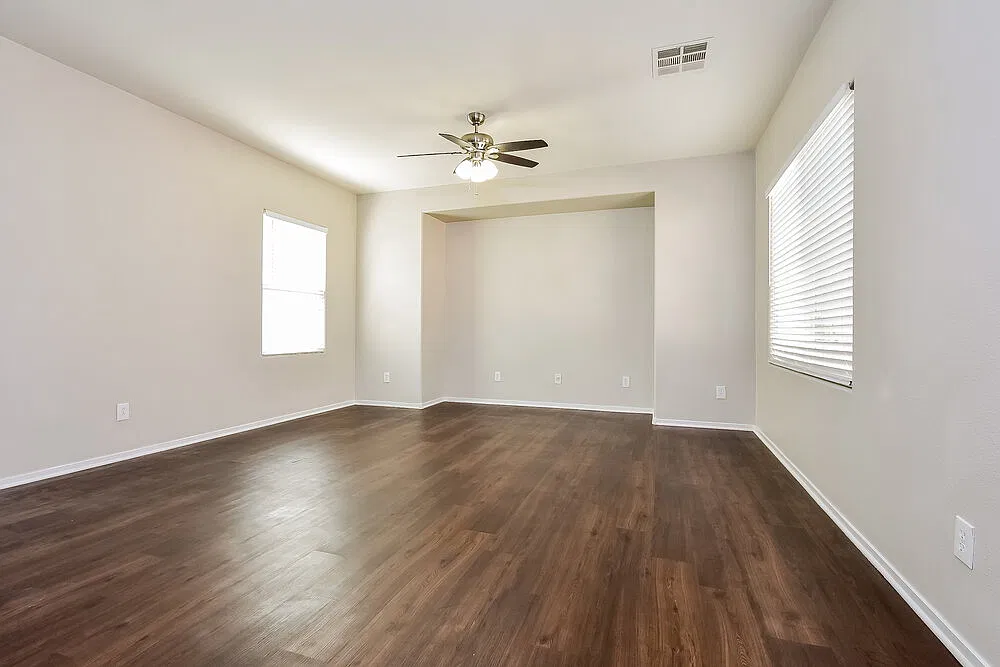 3 bed, 2.5 bath, 2036 sqft, $3,350 — Photo 4