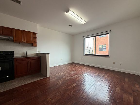 3rd image of 1222 N Carlisle St #3B