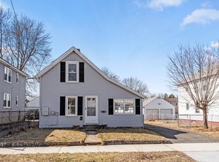 30 Mazarin St, Springfield, MA 01151