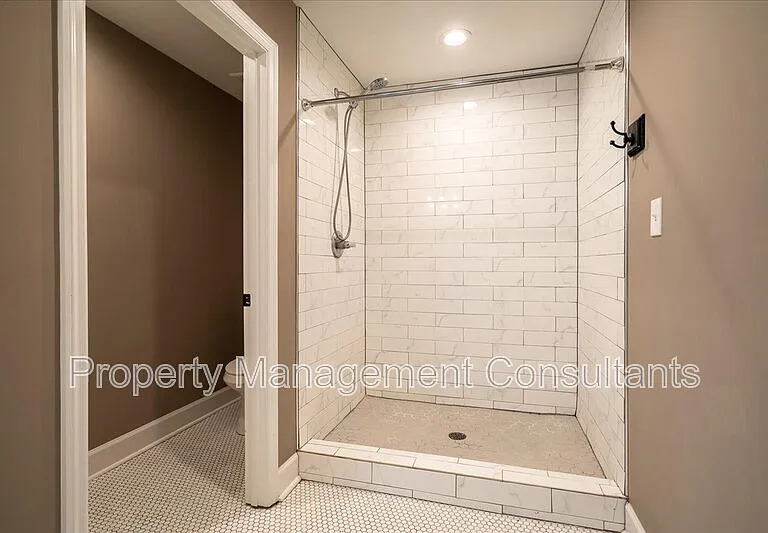805 Rison Ave NE — Photo 21