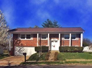 5029 Towne South Rd, Saint Louis, MO 63128