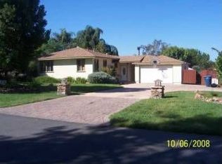 1111 Whispering Highlands Dr, Escondido, CA 92027