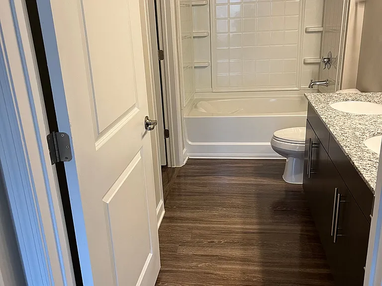 Clairmont at Trinity — Photo 142