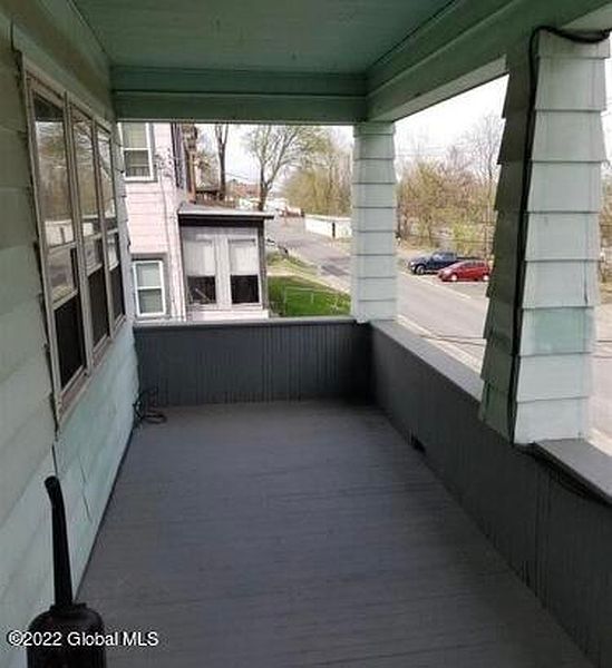 2nd image of 318 Saratoga Street