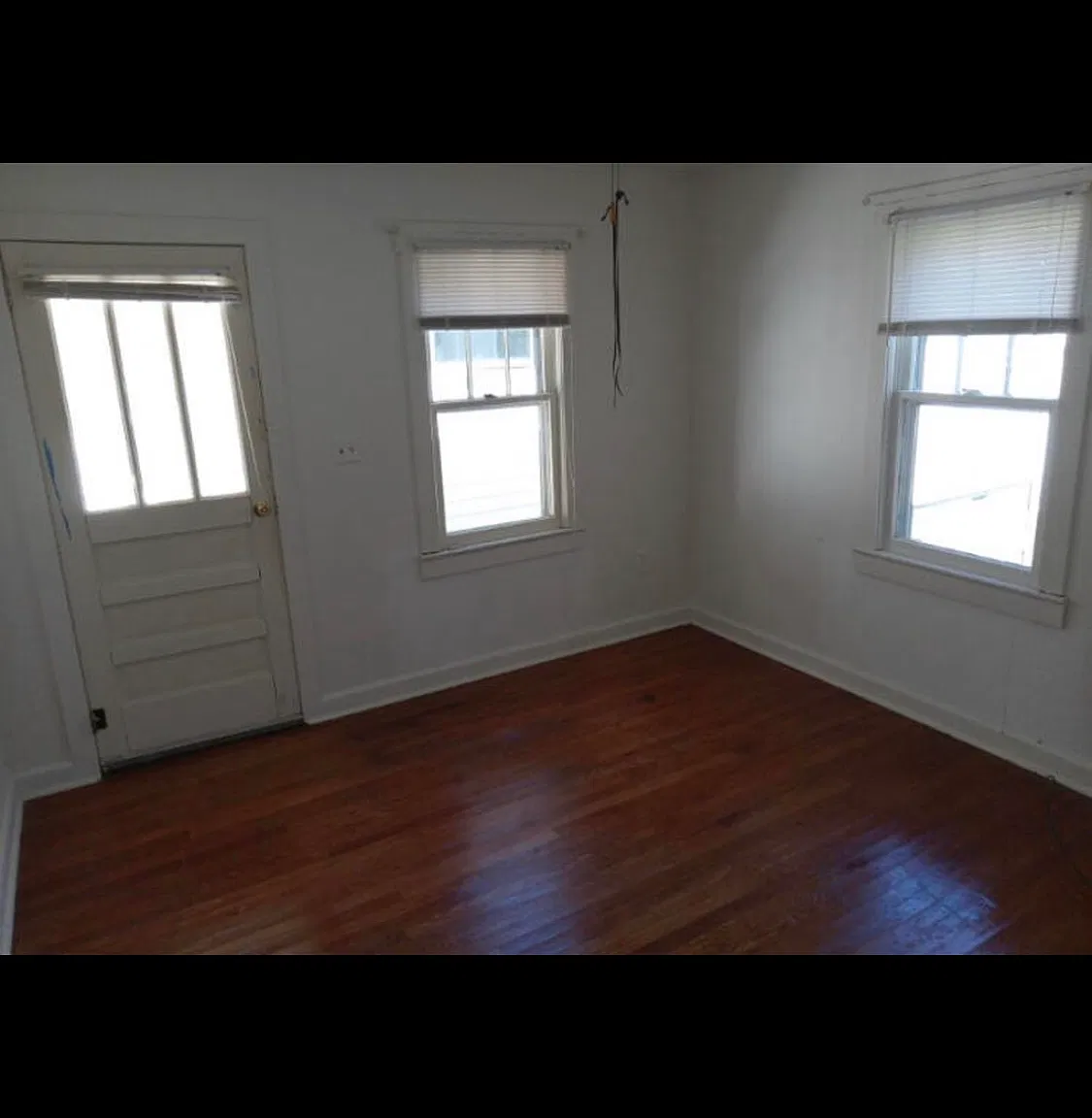 1 bed, 700 sqft, $900 — Photo 1