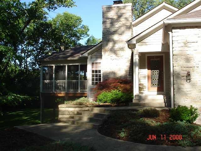 1st image of 8432 N Thornhill Dr