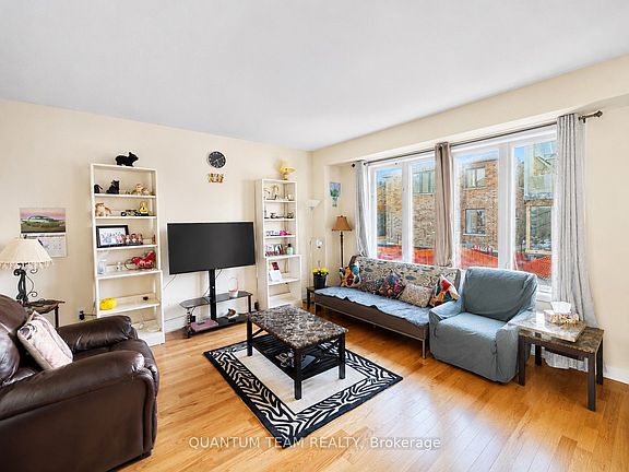 4th image of 60 Lavender Rd