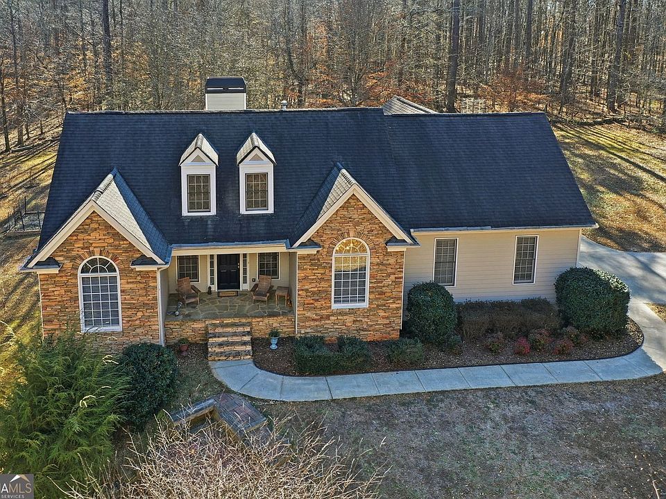 1st image of 250 Randall Creek Dr