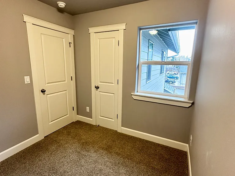 3760 Peter Ln NE — Photo 9