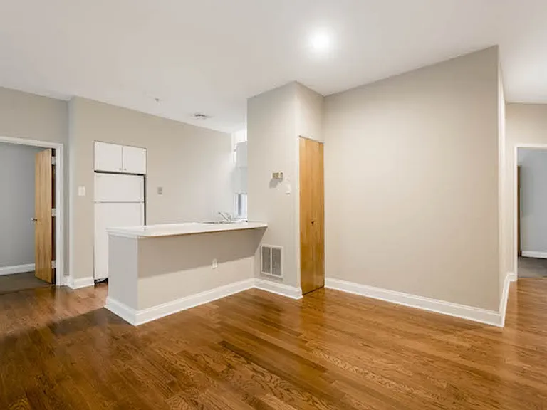 1600 Walnut Street — Photo 5