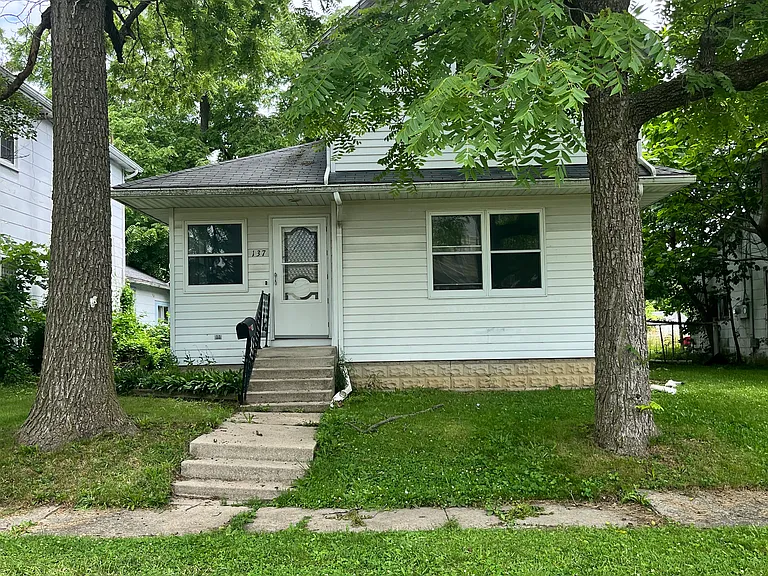 137 S Broad St — Photo 9